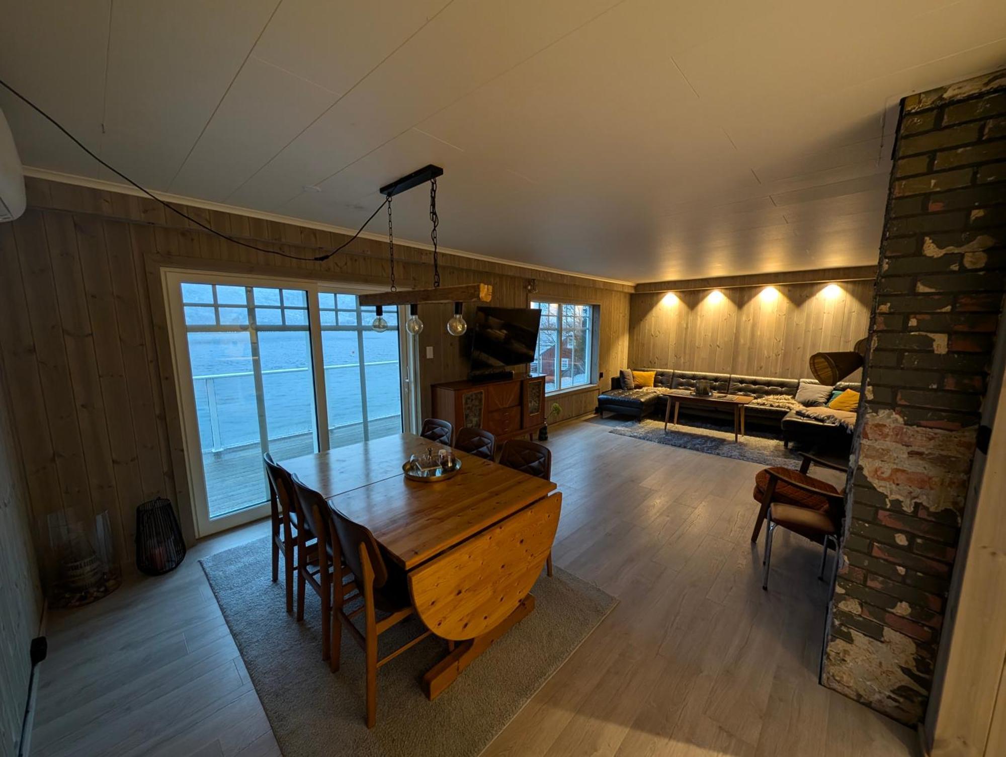 Reine Retro Villa - Cozy Villa With A Fantastic View Extérieur photo